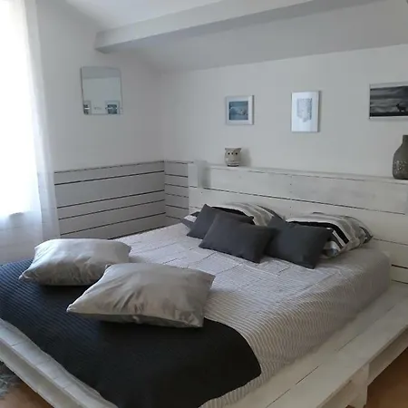La Maison Des Vignes Guest house *