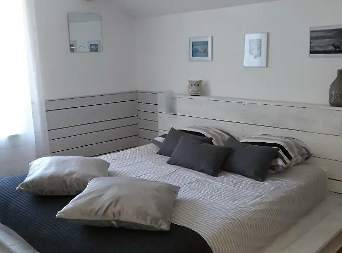 La Maison Des Vignes Gasthuis 3*